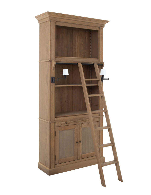 Bibliothek Balmore von Flamant aus gewitterter Eiche, 1-teilig mit Leiter und zwei Wandleuchten, Schrägansicht